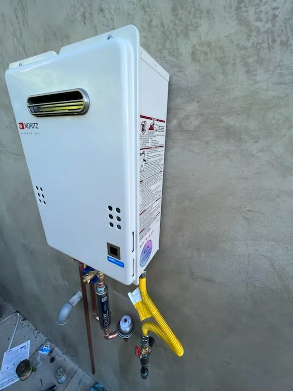 Tankless water heater installation for Hufsmith homes
